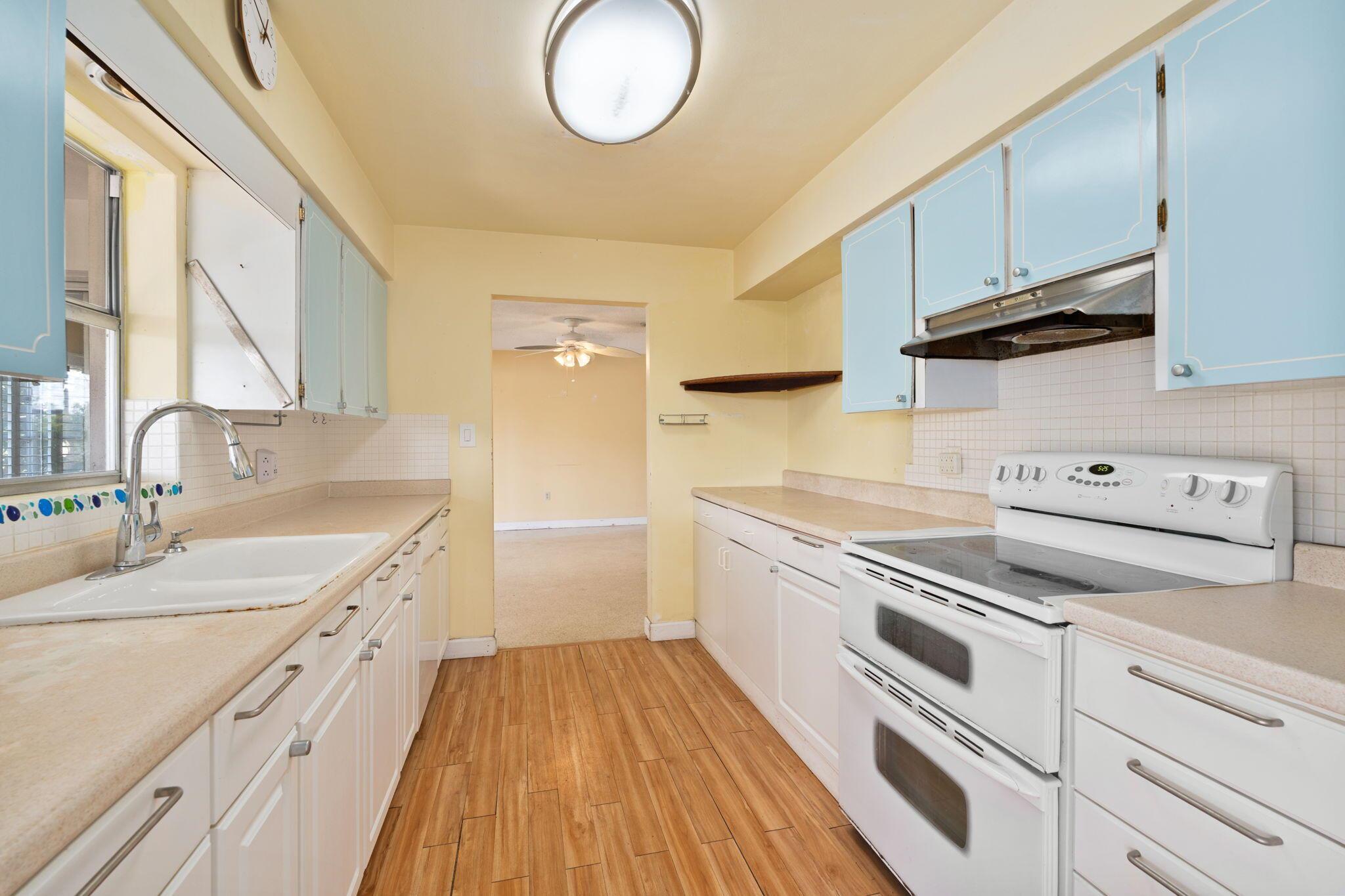 RIVER PARK UNIT 1 - Residential