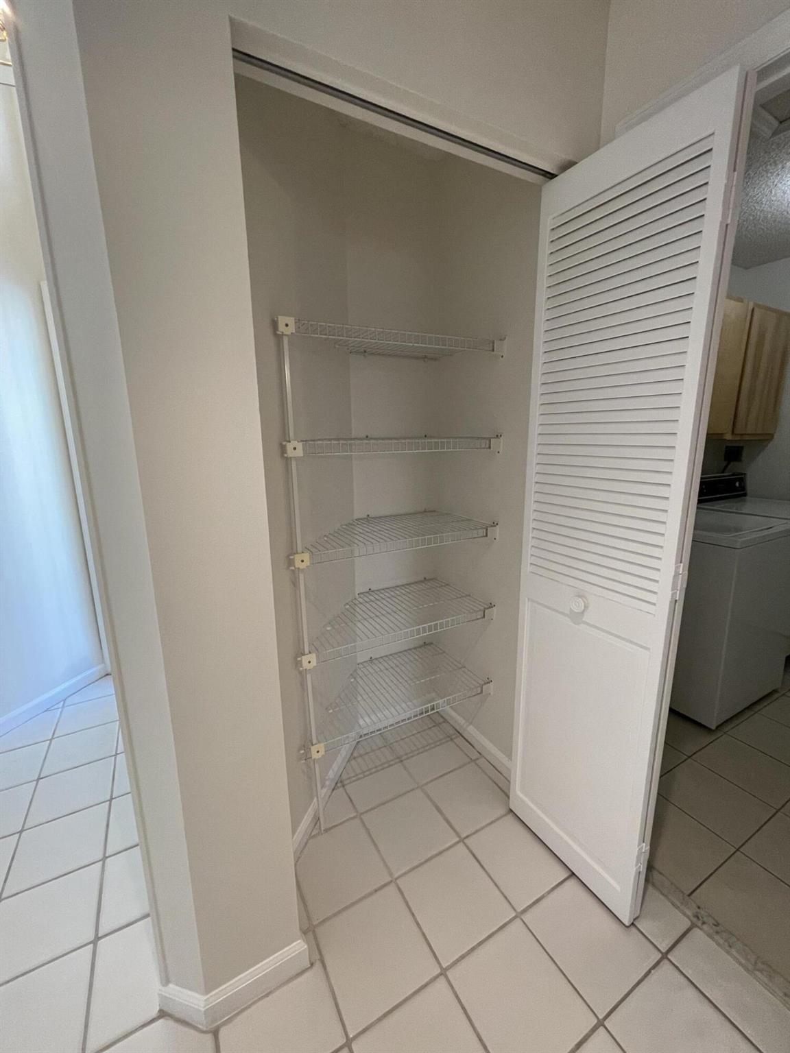 2575 La Cristal Circle