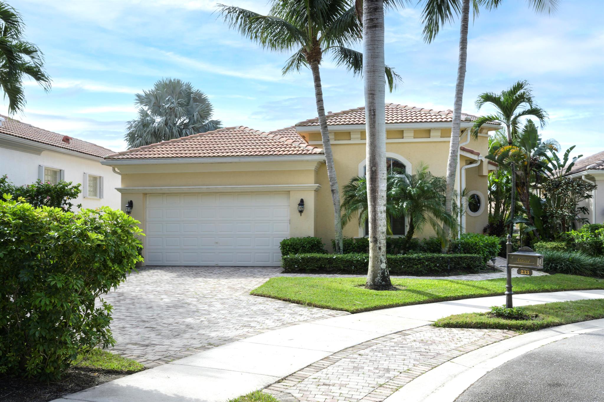 Seasonal Lease available in the desirable Country Club at Mirasol . 3 BEDROOM LIGHT AND BRIGHT 1 LEVEL HOME ON THE LAKE. LARGE DECK. ENJOY THE BEAUTIFUL SUNSETS. THIS HOME COMES WITH A FULL SPORTS MEMBERSHIP.