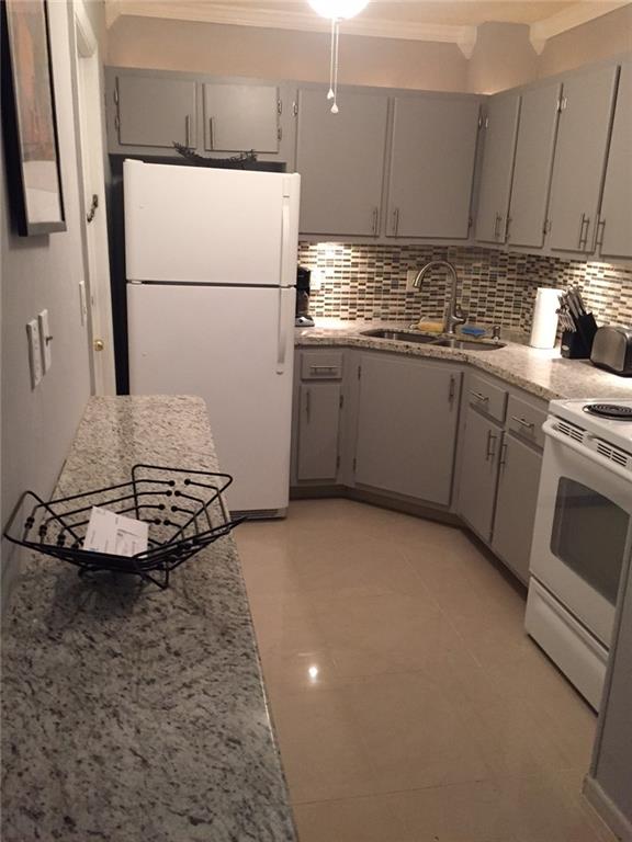 Oakland Grove Village - Residential