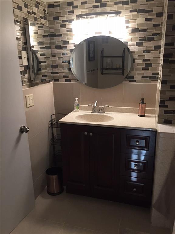 Oakland Grove Village - Residential