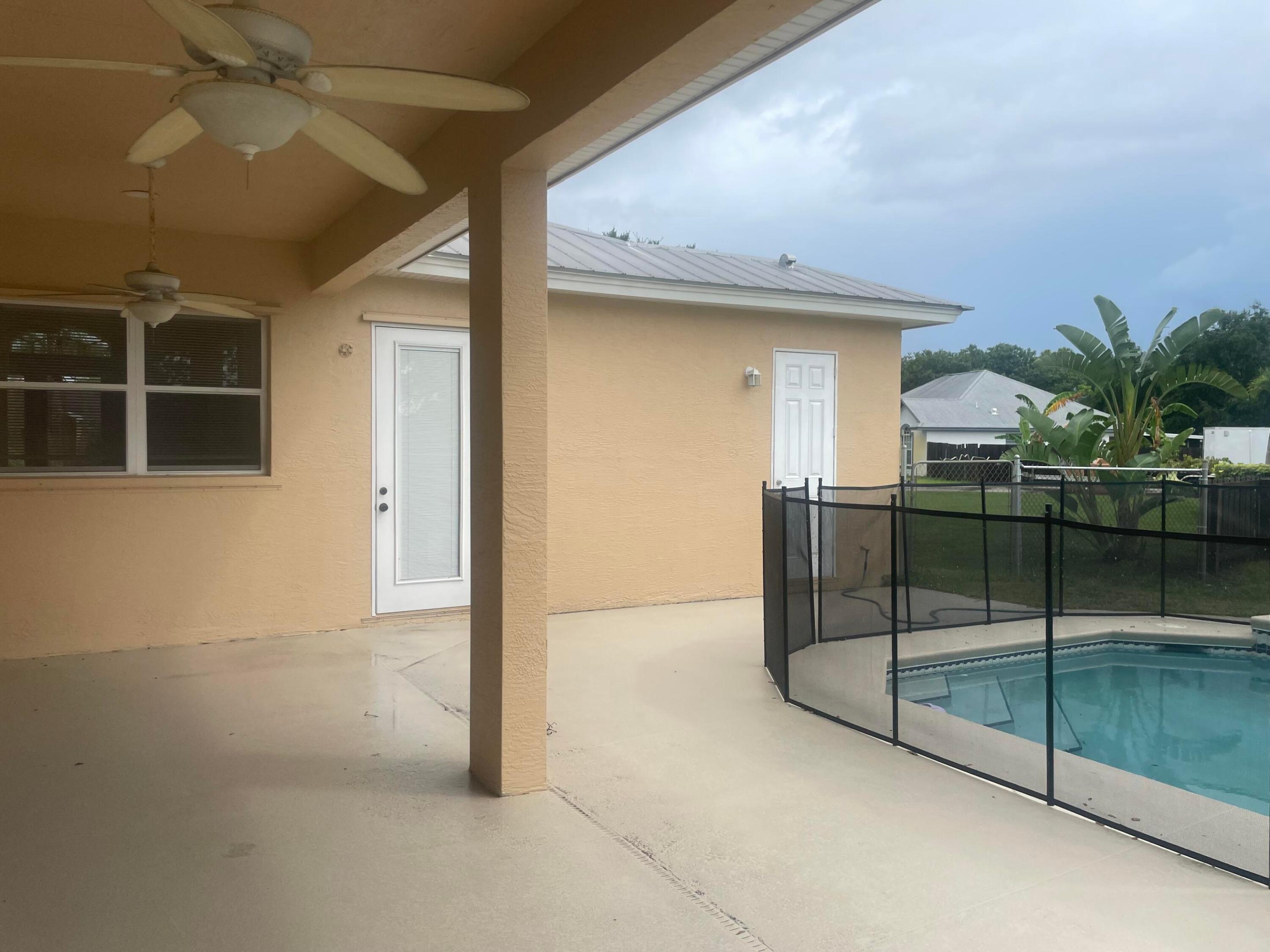 PORT ST LUCIE SECTION 5 - Residential Lease