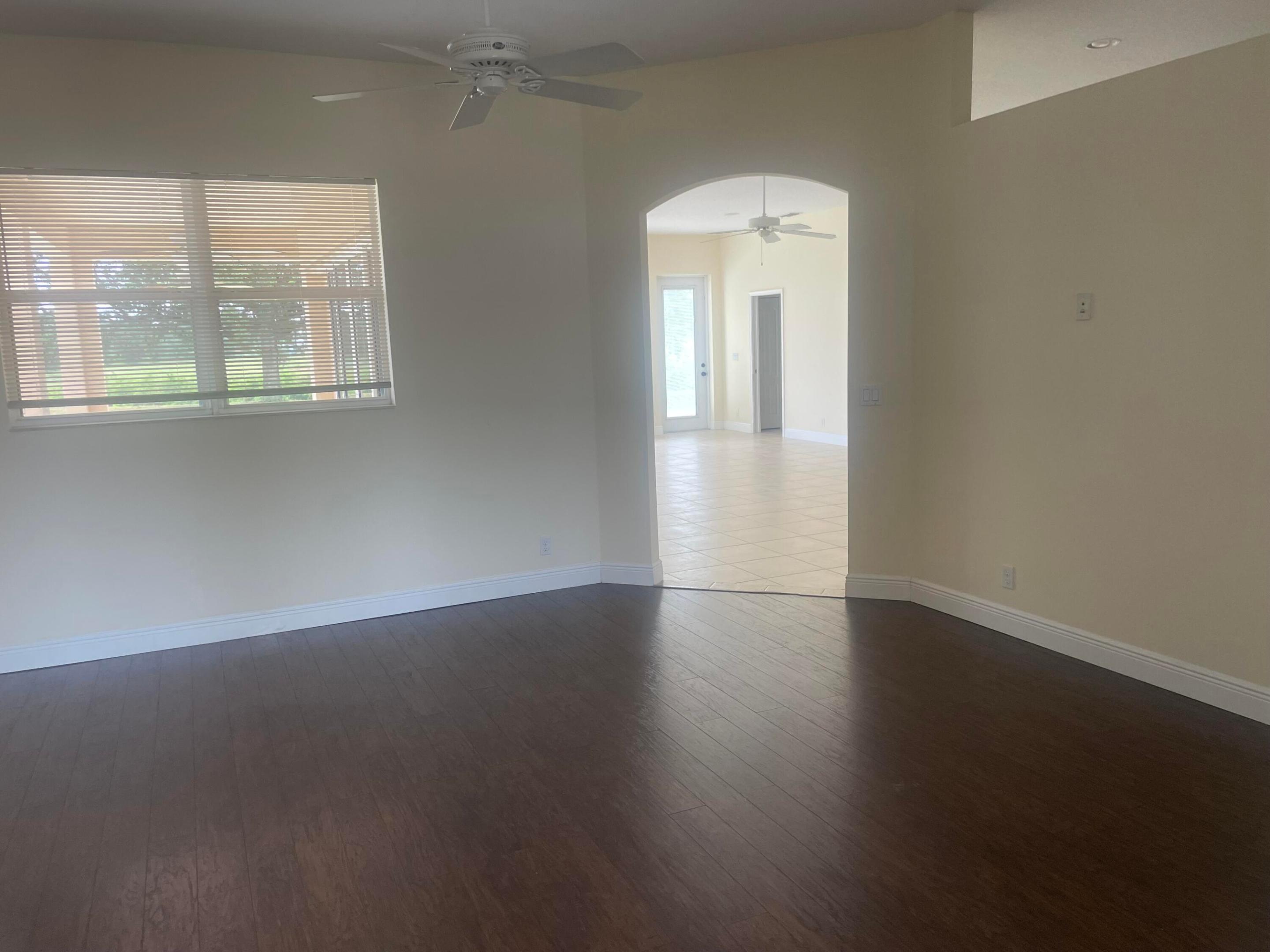 PORT ST LUCIE SECTION 5 - Residential Lease