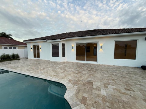 Tiny photo for 3244 SW 53rd Court, Hollywood, FL 33312 (MLS # B26037386)