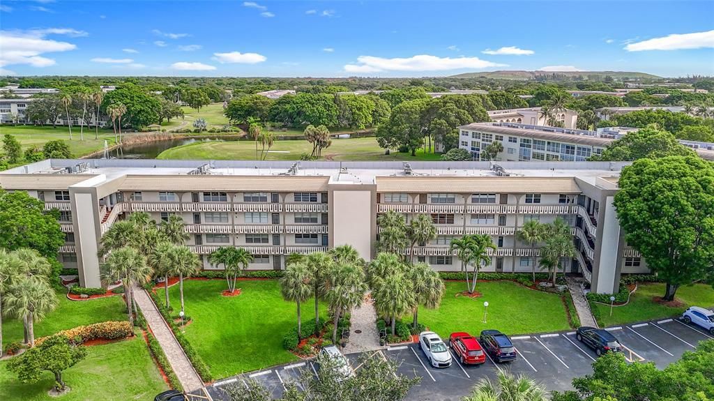 Photo of 4701 Martinique Drive #K3, Coconut Creek, FL 33066 (MLS # B26011571)