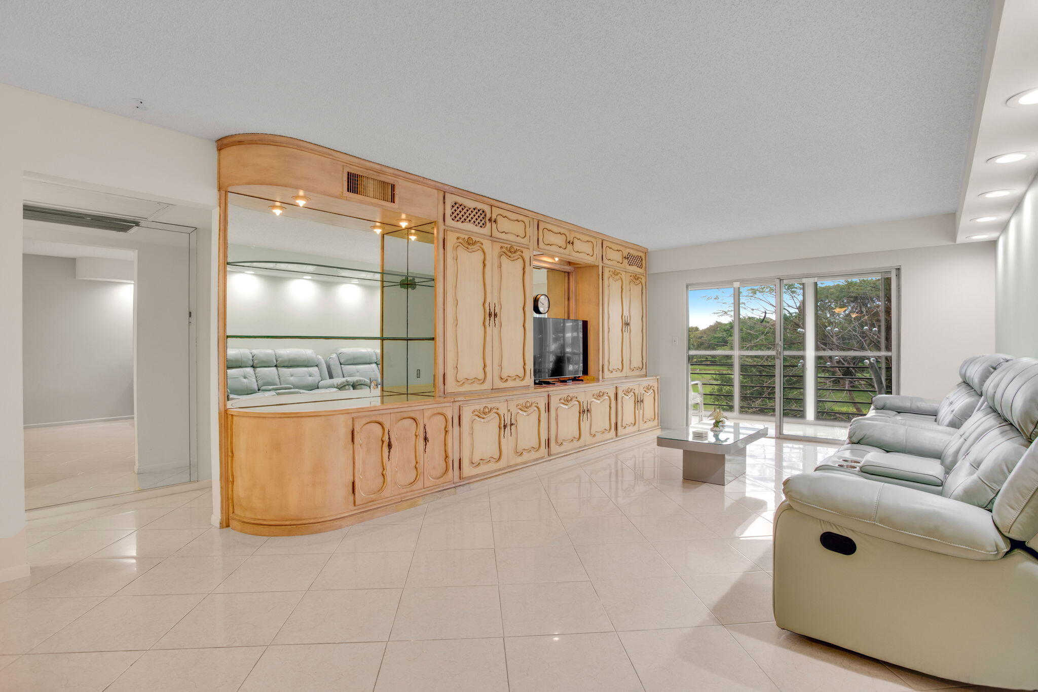 MARTINIQUE VILLAGE II B CONDO - Residential