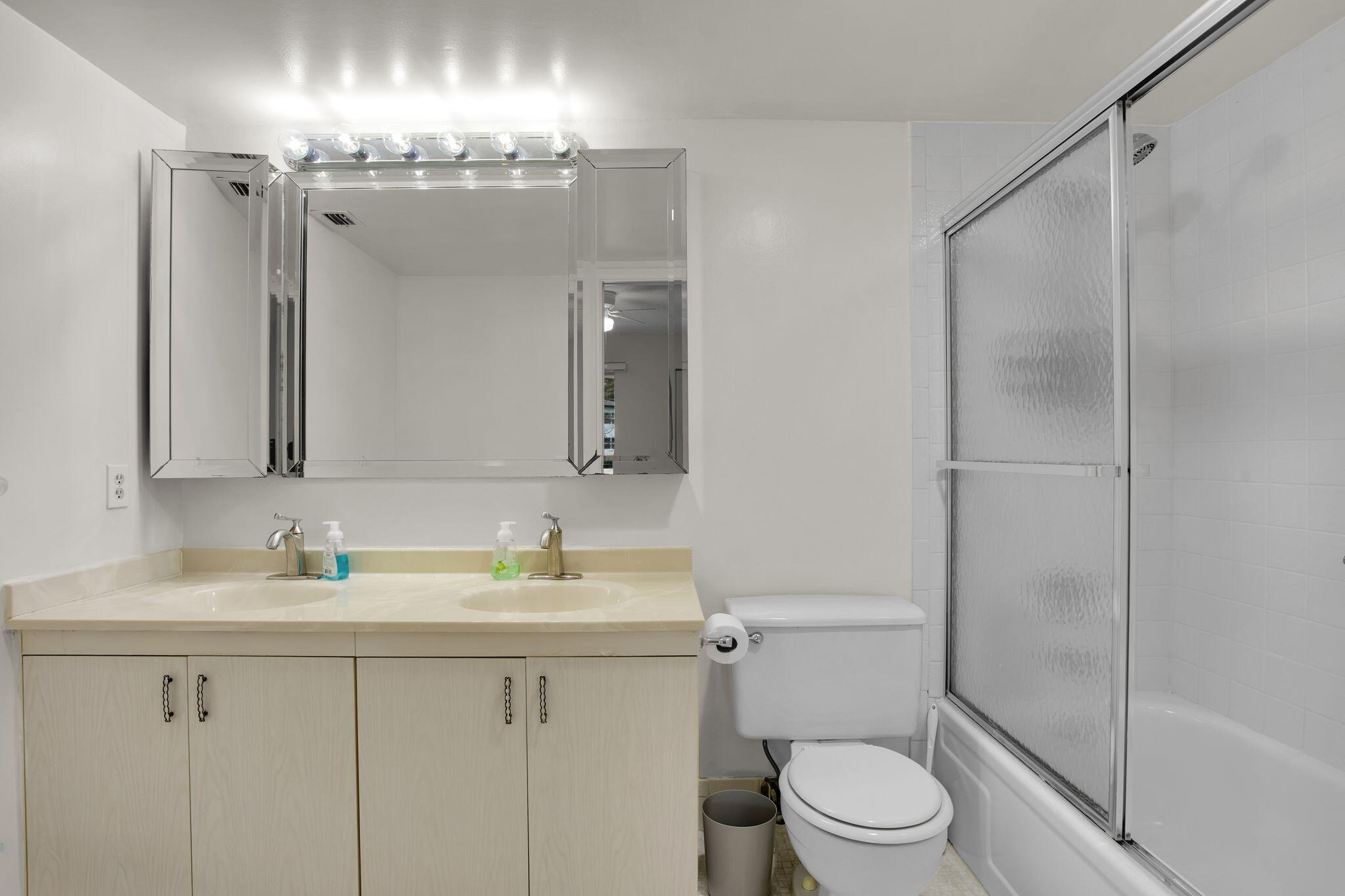 MARTINIQUE VILLAGE II B CONDO - Residential