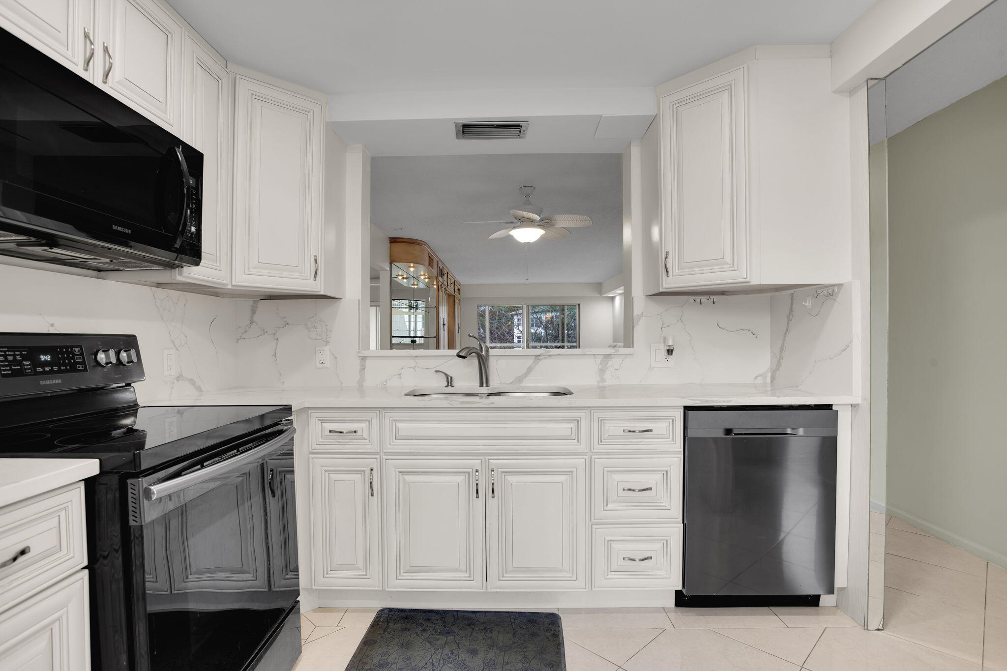 4701 Martinique Drive K3