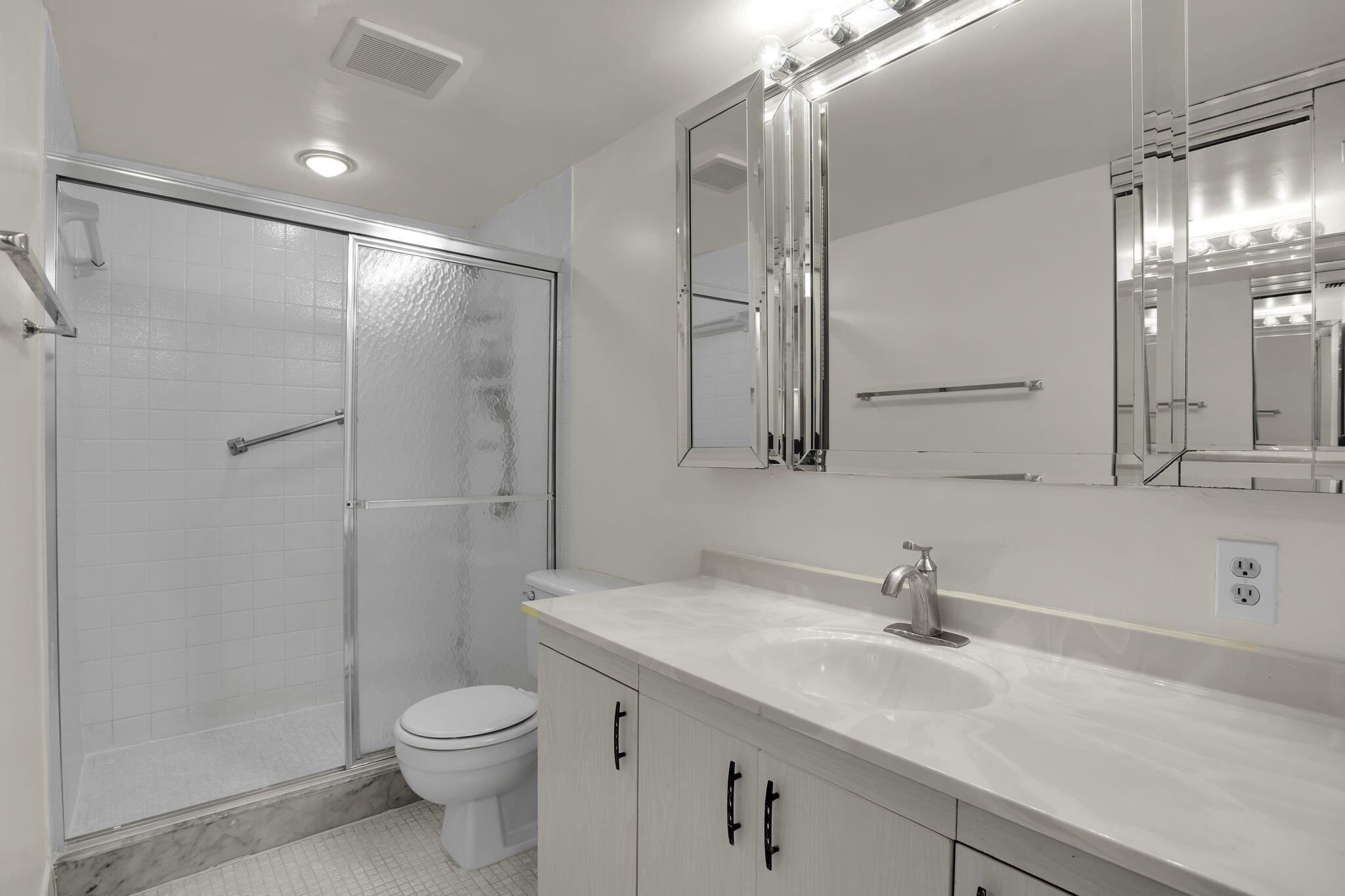 MARTINIQUE VILLAGE II B CONDO - Residential