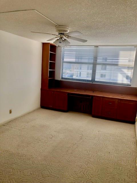 Voyager Condominium - Residential