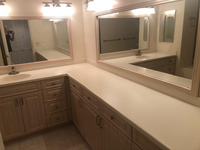 Voyager Condominium - Residential