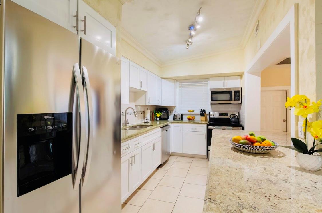 Boulevard Estates - Residential Lease