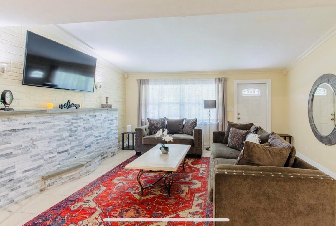 Boulevard Estates - Residential Lease