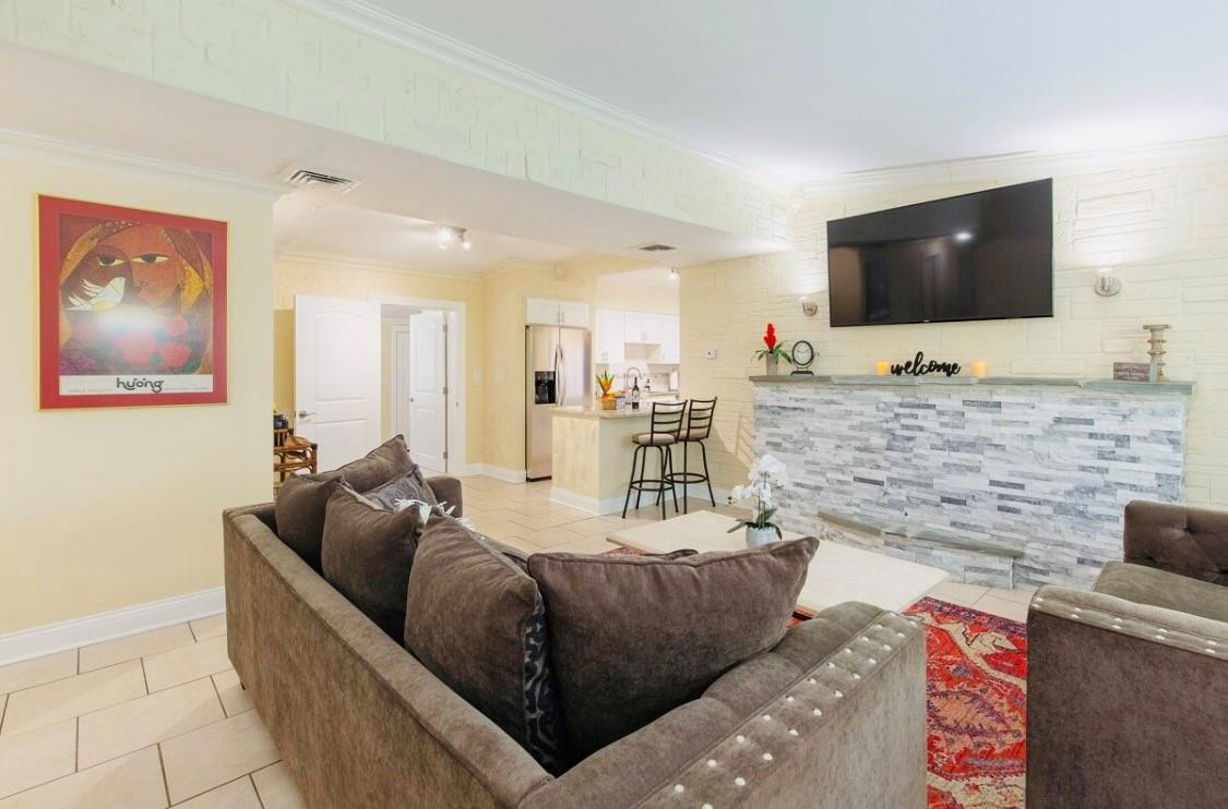 Boulevard Estates - Residential Lease