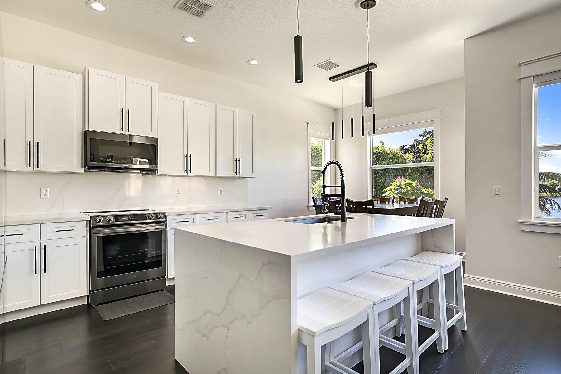 2914 Bellarosa Circle