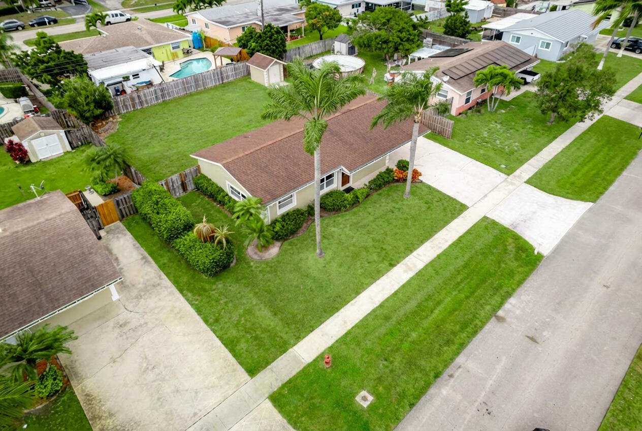 PALM SPRINGS VILLAGE 4 - Residential