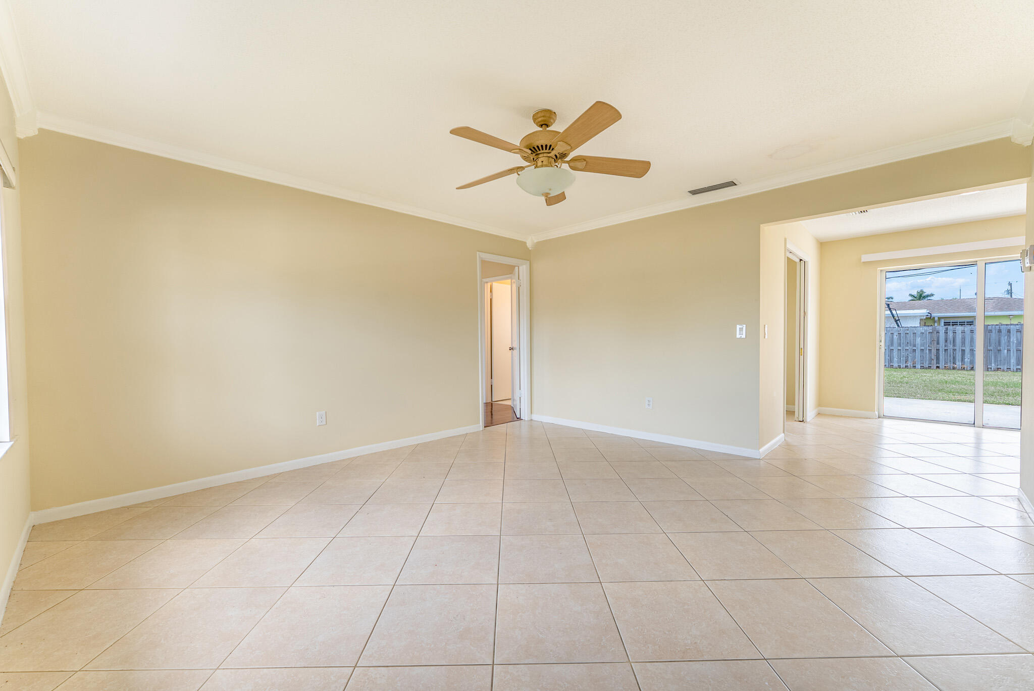 PALM SPRINGS VILLAGE 4 - Residential