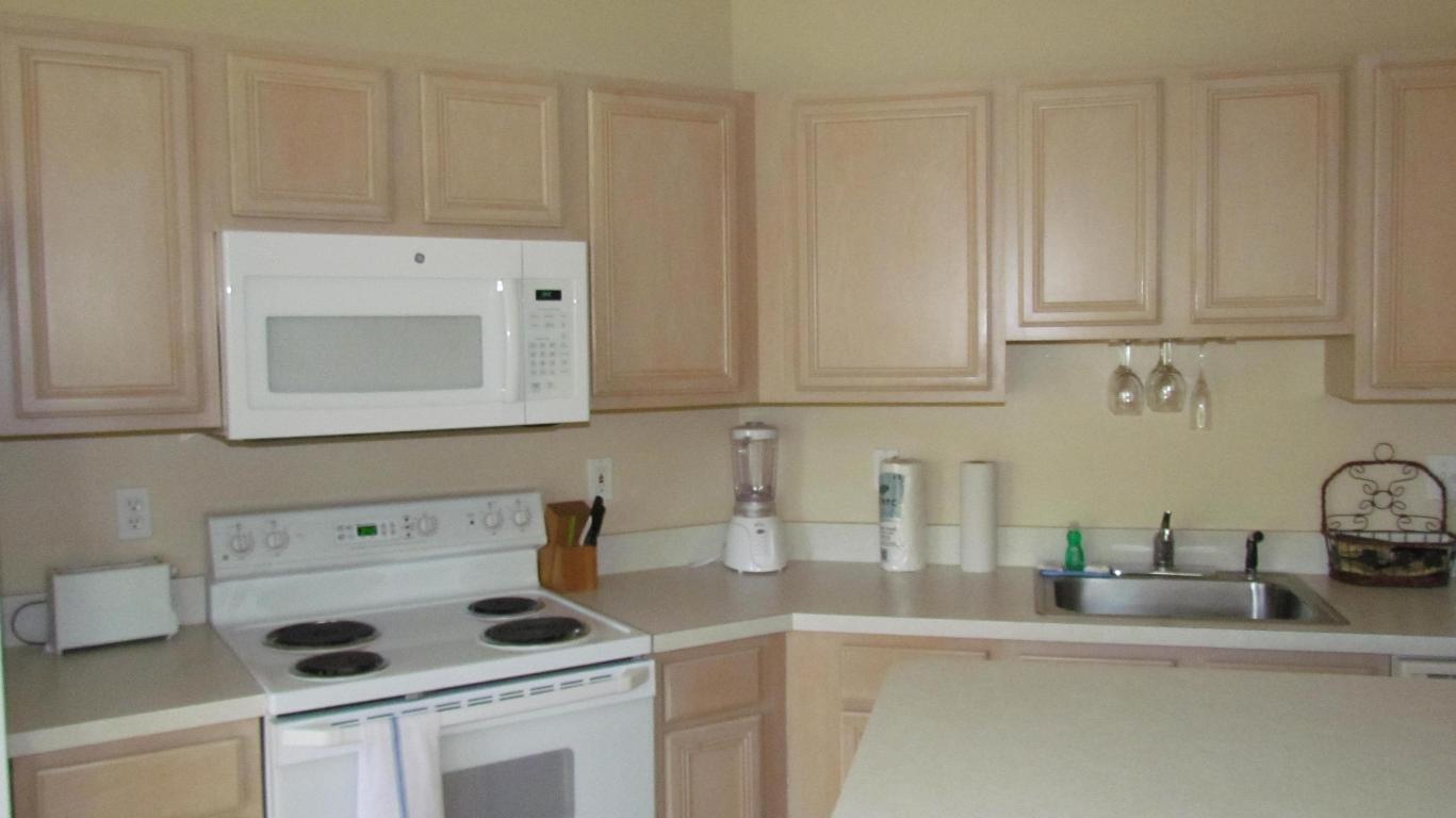 GOLF VILLAS CONDOMINIUM - Residential