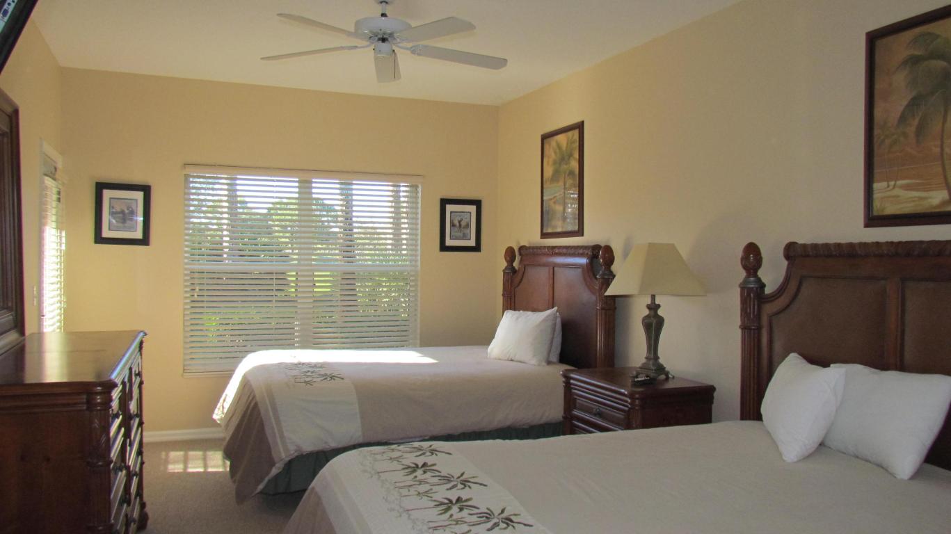 GOLF VILLAS CONDOMINIUM - Residential