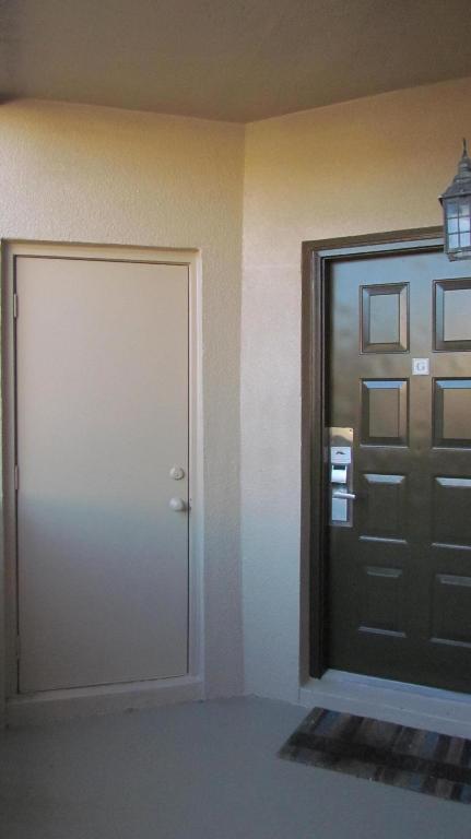 GOLF VILLAS CONDOMINIUM - Residential