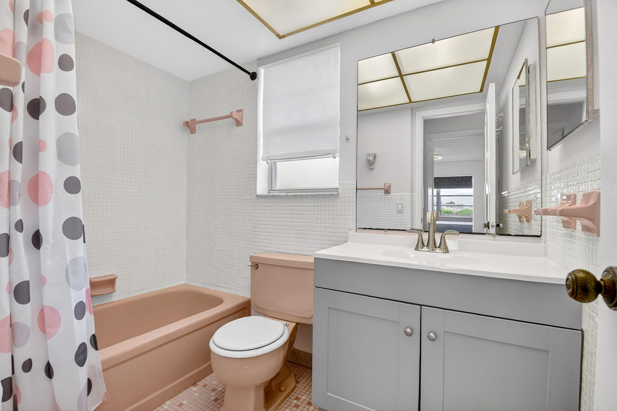 LEISUREVILLE LAKE CONDO - Residential