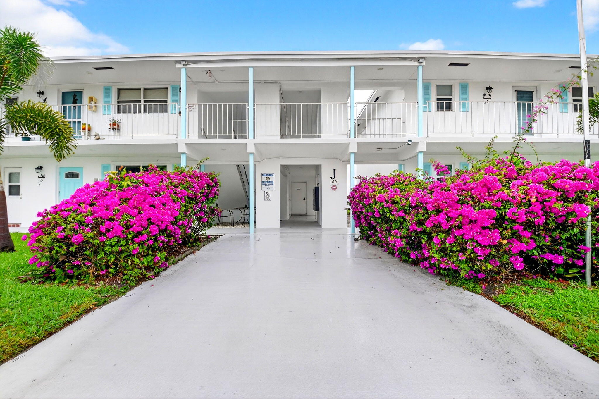 LEISUREVILLE LAKE CONDO - Residential