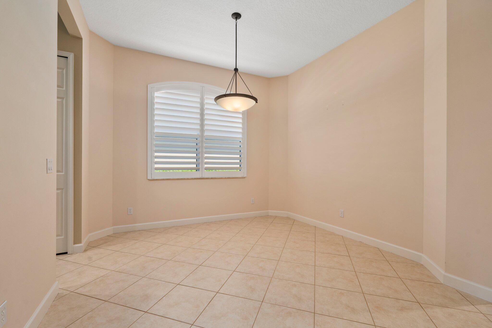 MAIDSTONE - Residential