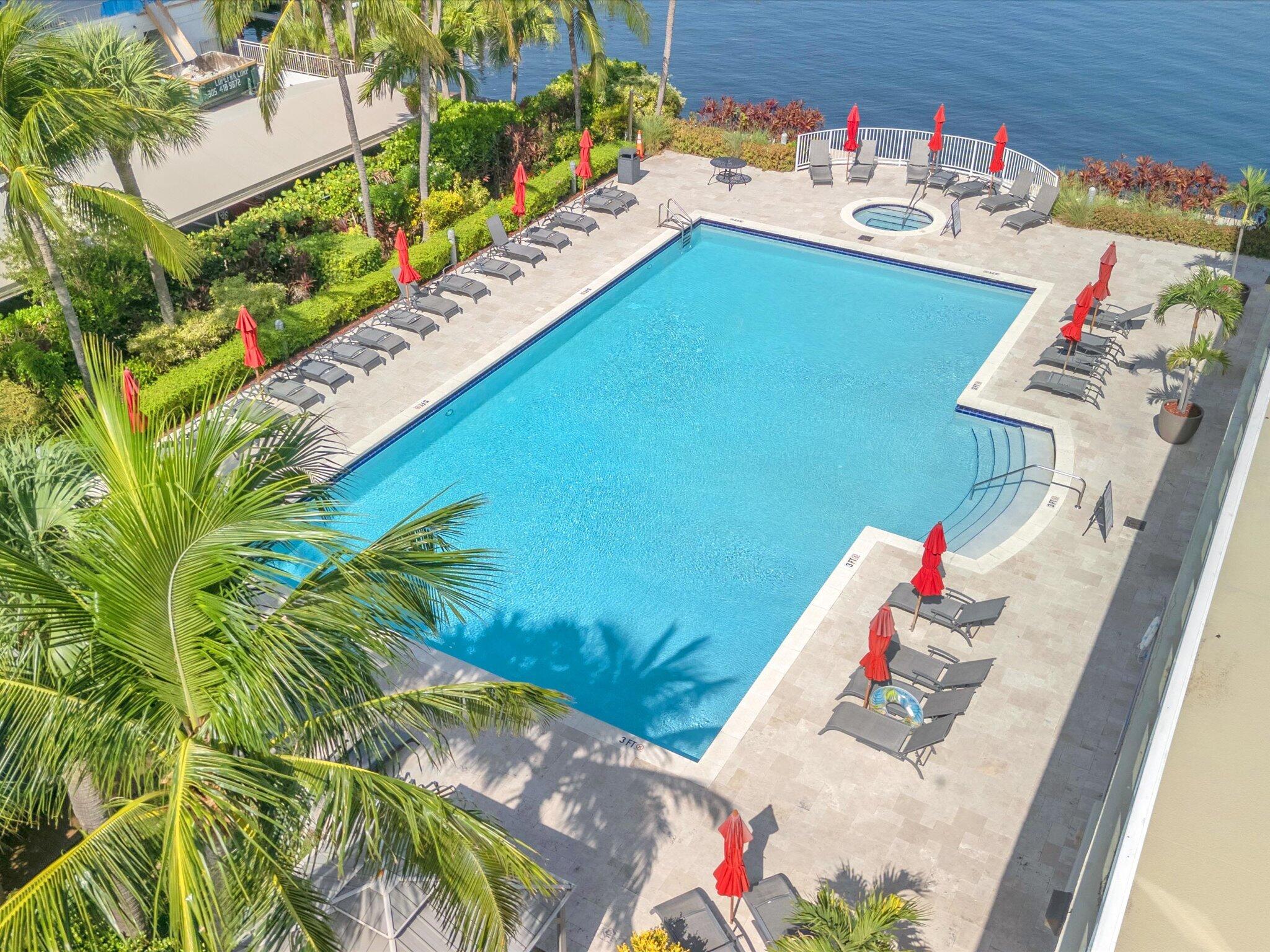 18100 N Bay Road 707