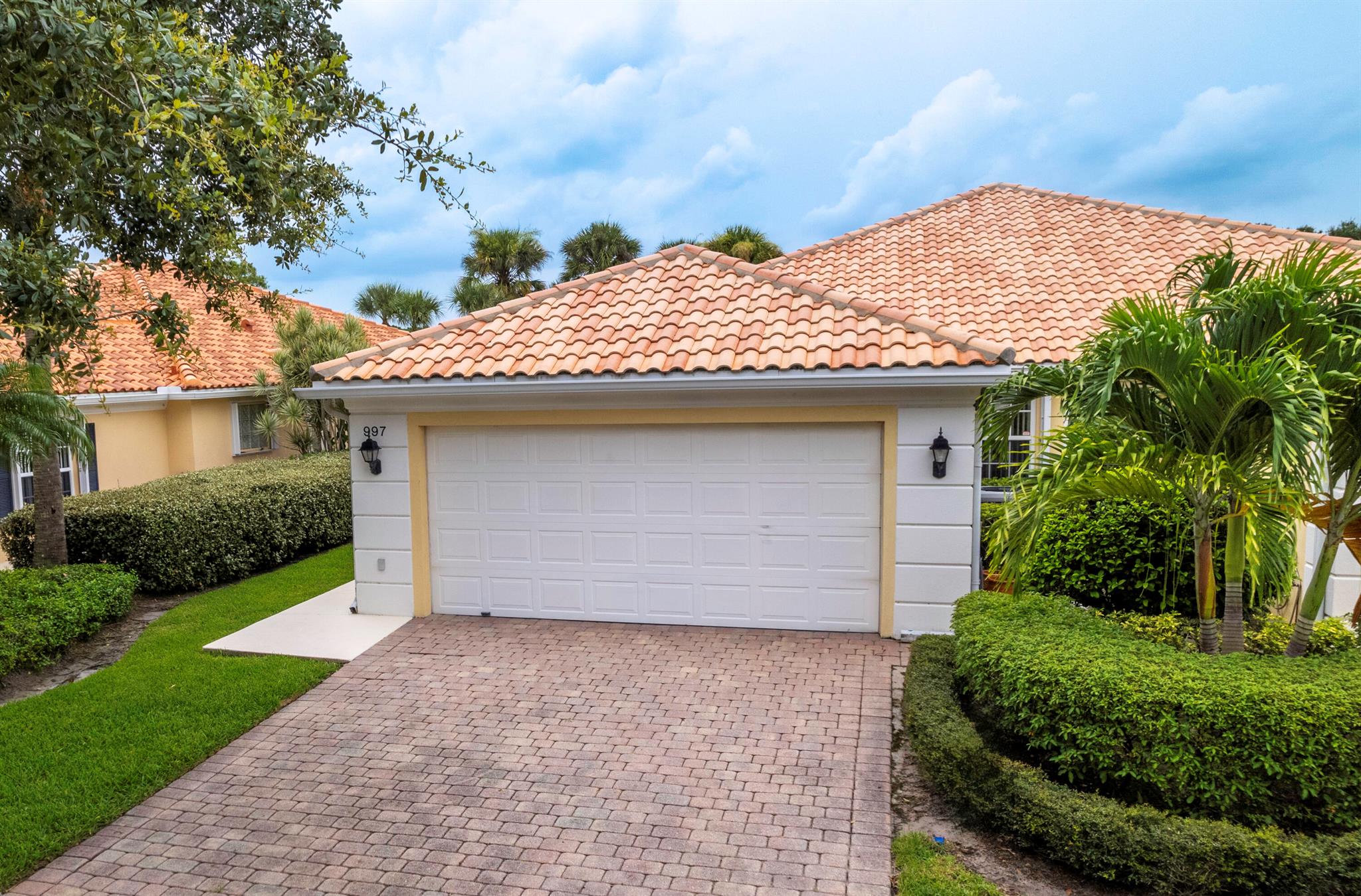 997 SW Balmoral Trce Trace