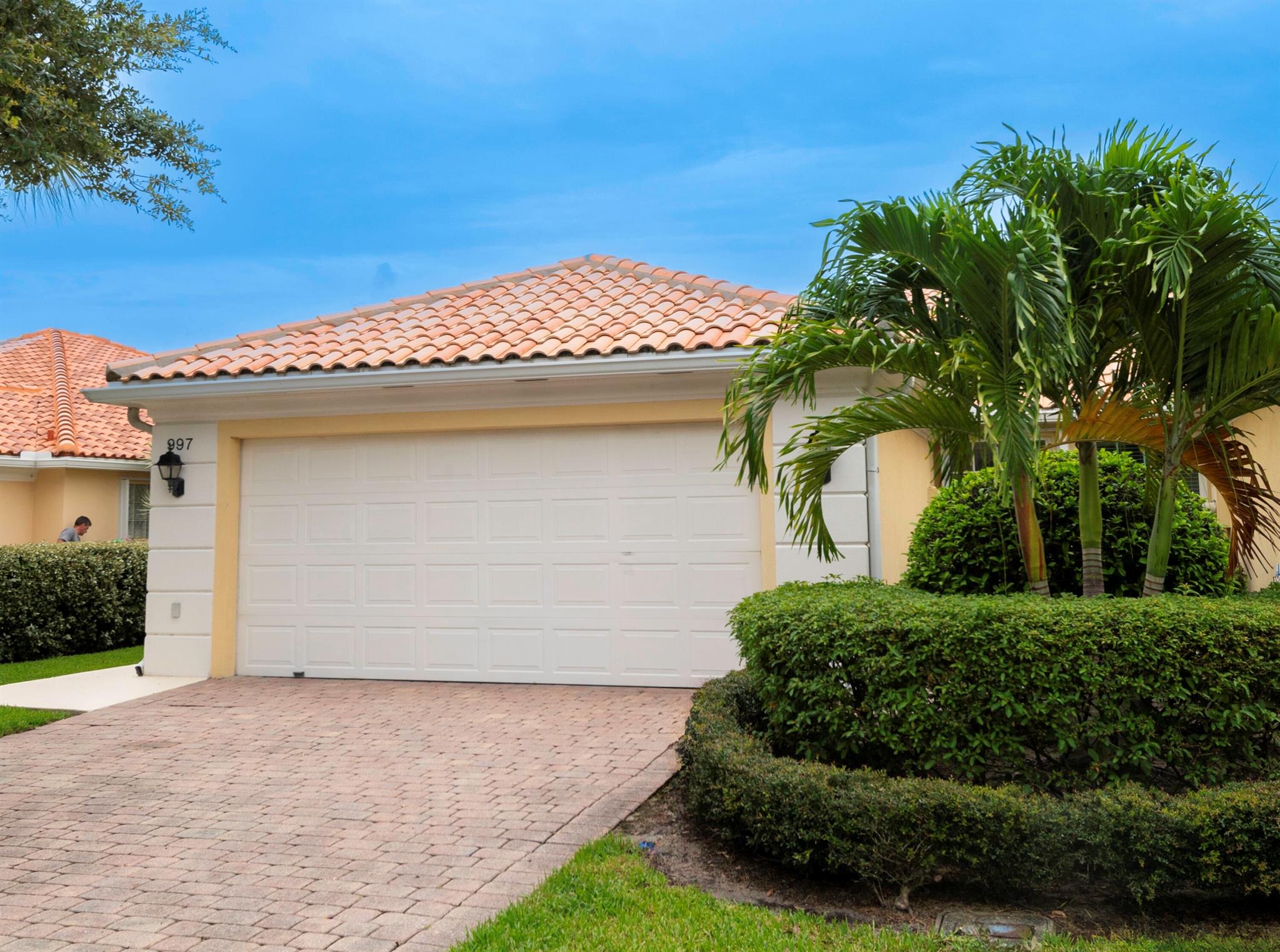 997 SW Balmoral Trce Trace