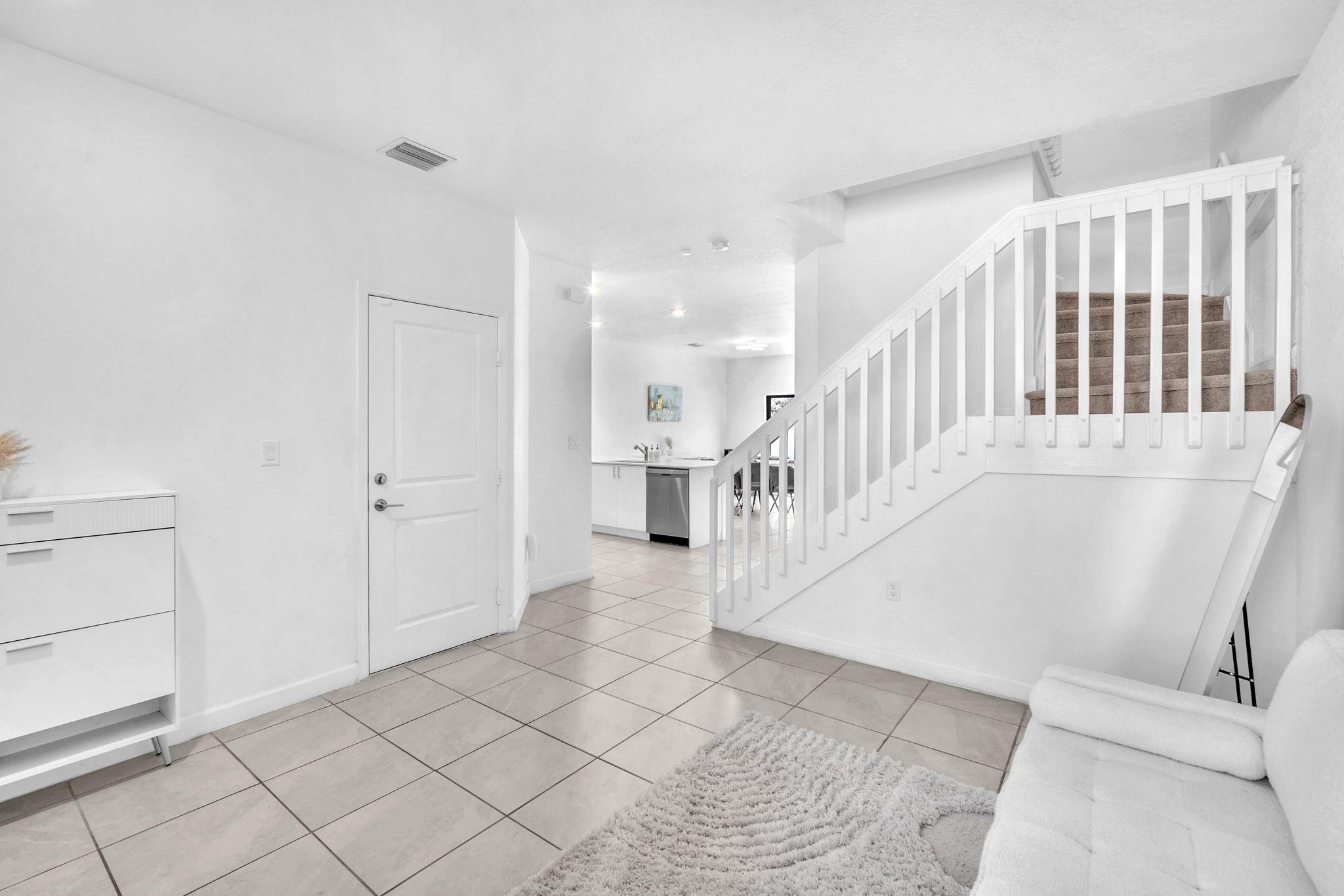 Vista Lago - Residential