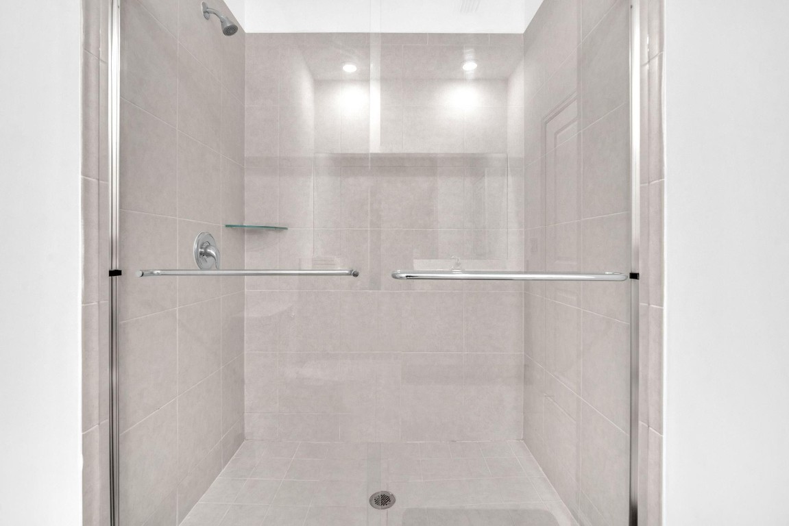 Vista Lago - Residential