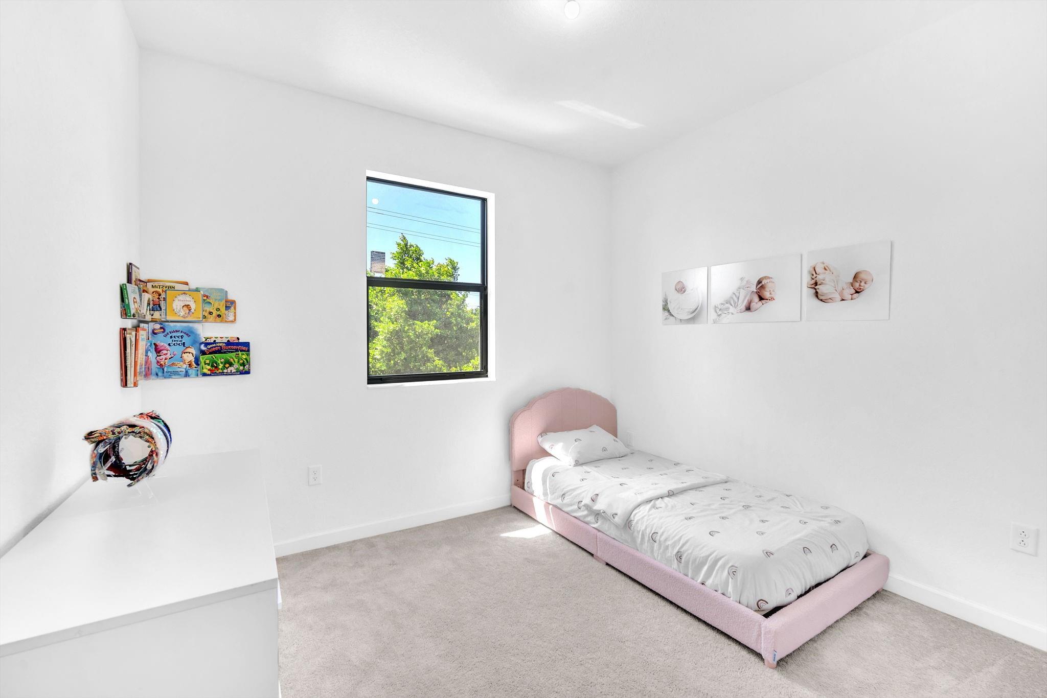 Vista Lago - Residential