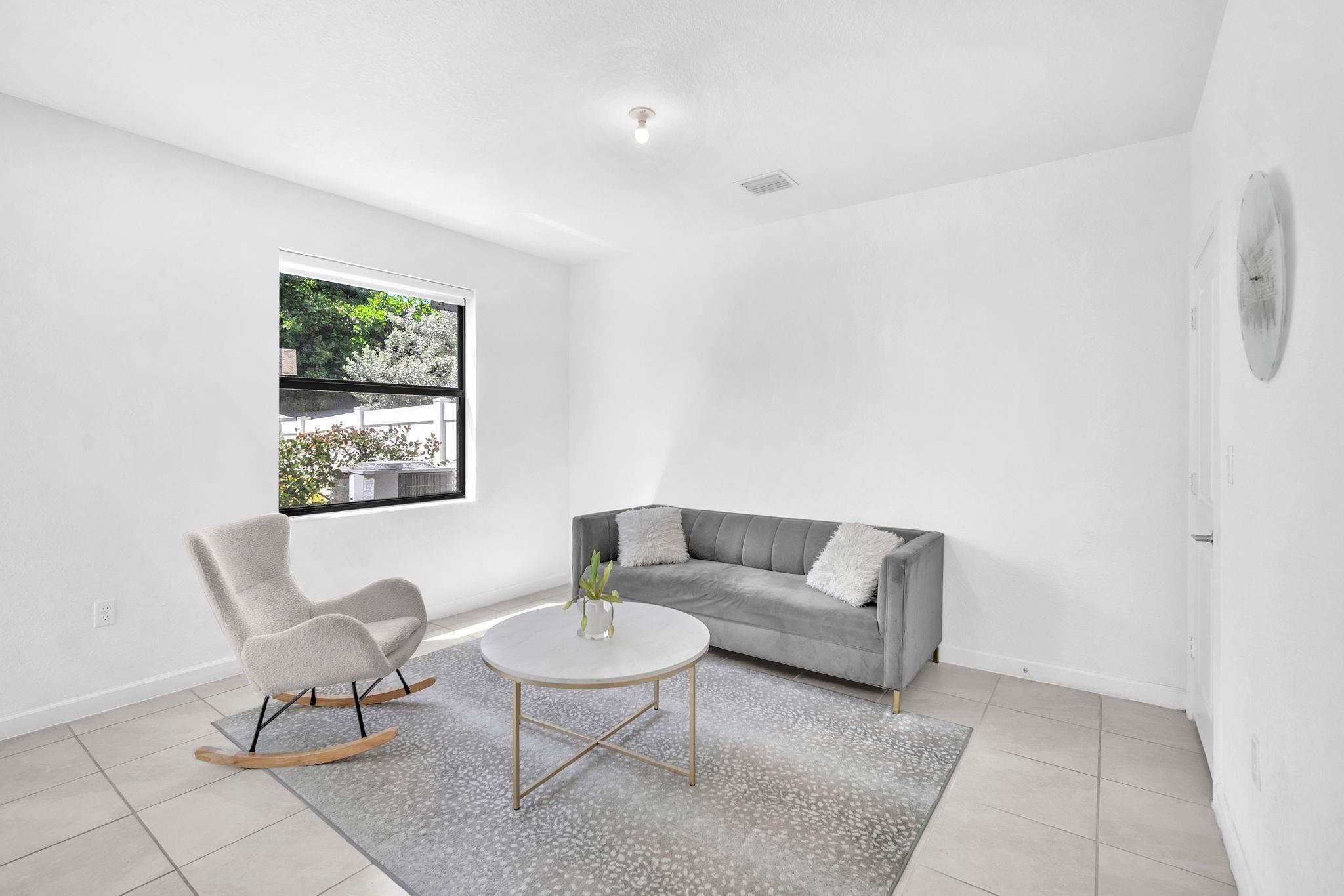 Vista Lago - Residential