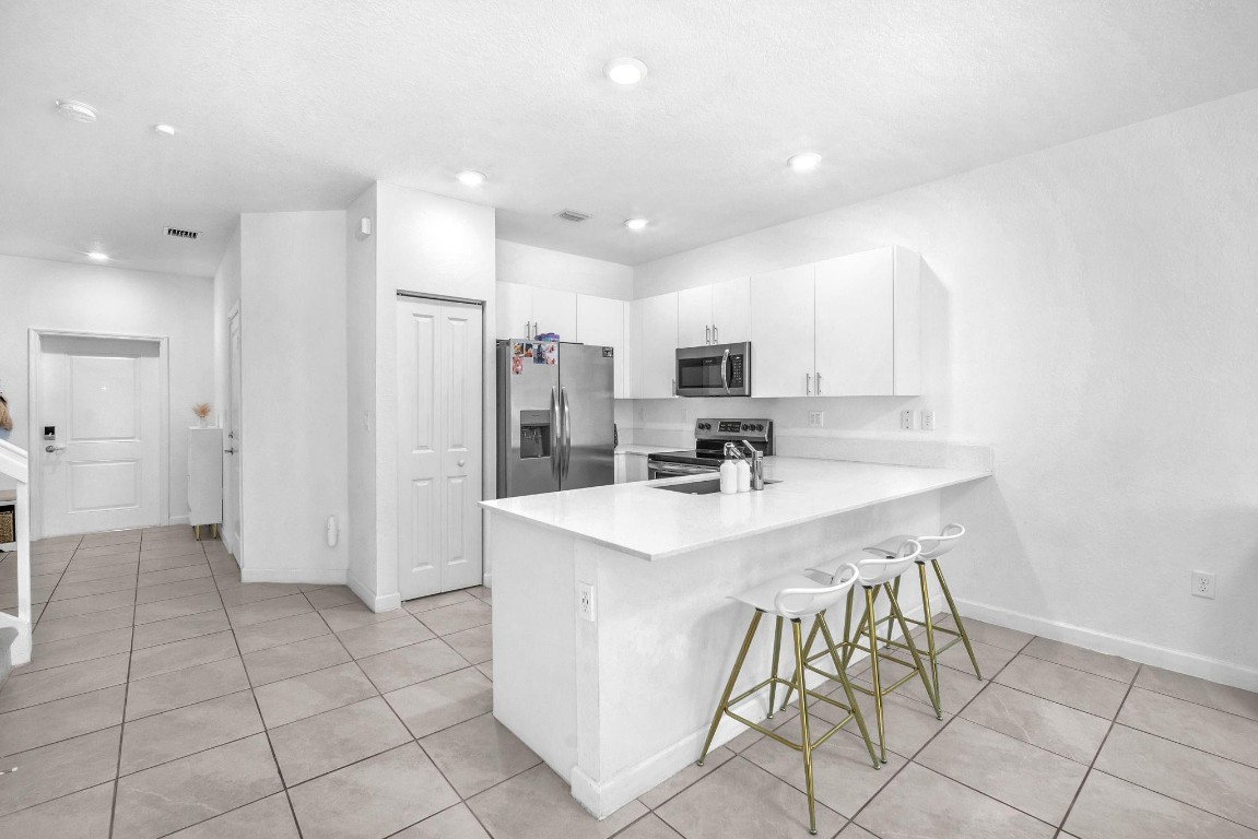 Vista Lago - Residential