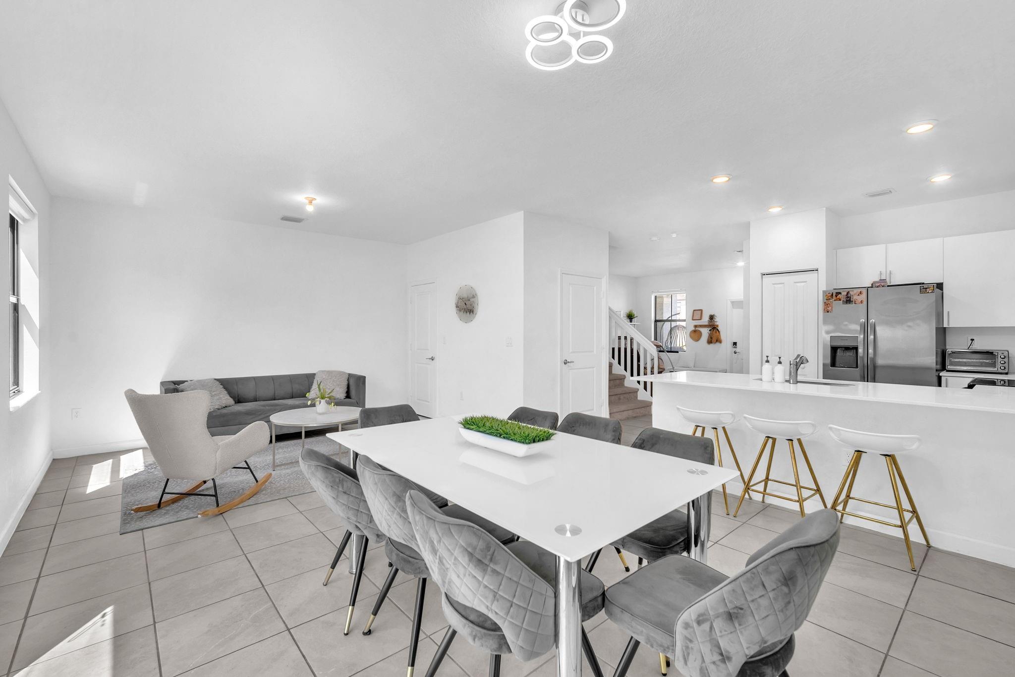 Vista Lago - Residential