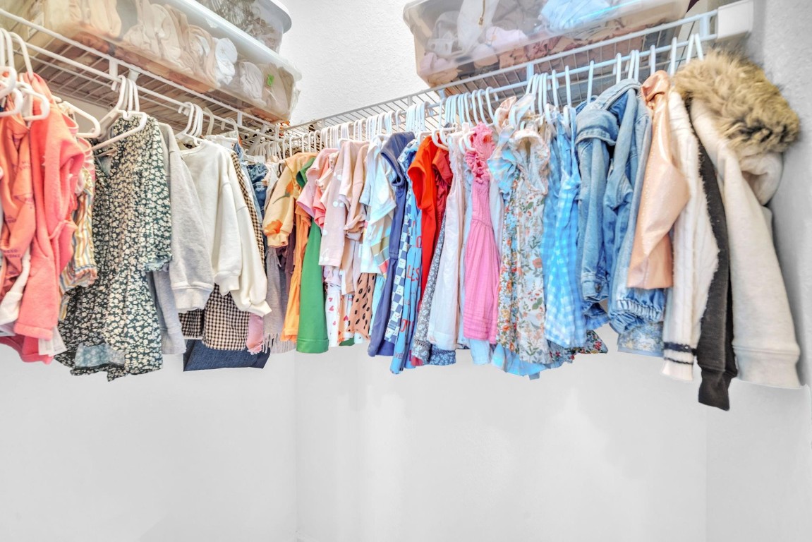 Vista Lago - Residential