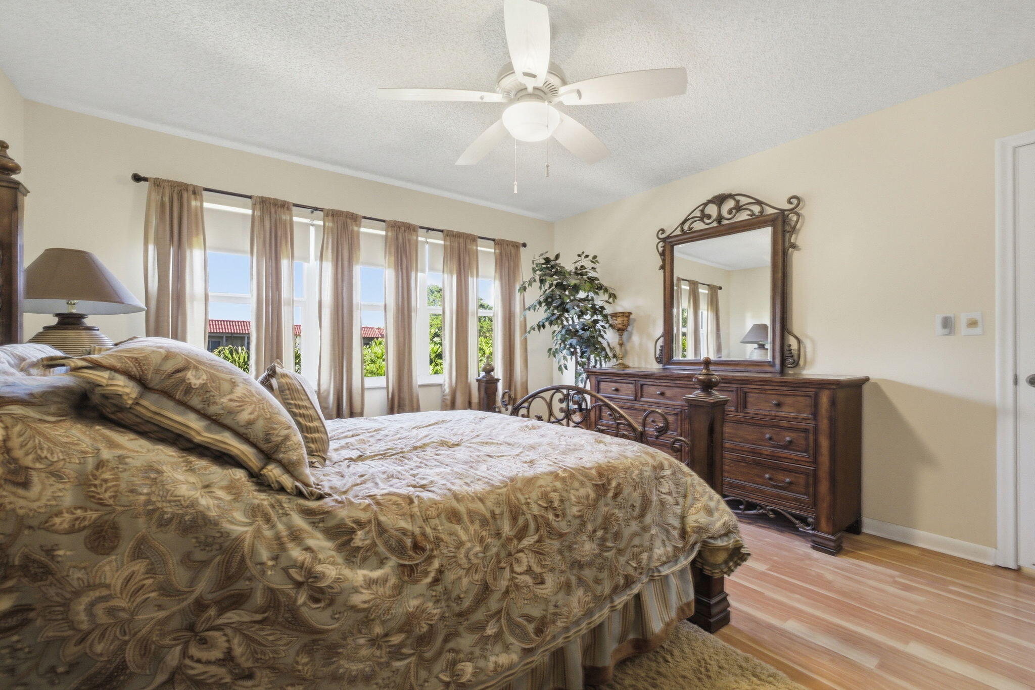 HOLLYBROOK GOLF - Residential