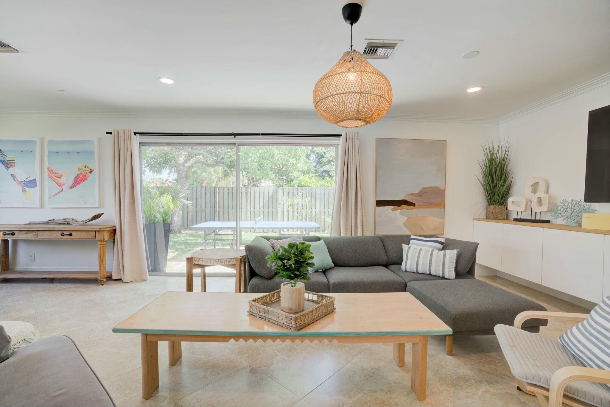 COUNTRY CLUB ADD TO VILLA - Residential Lease