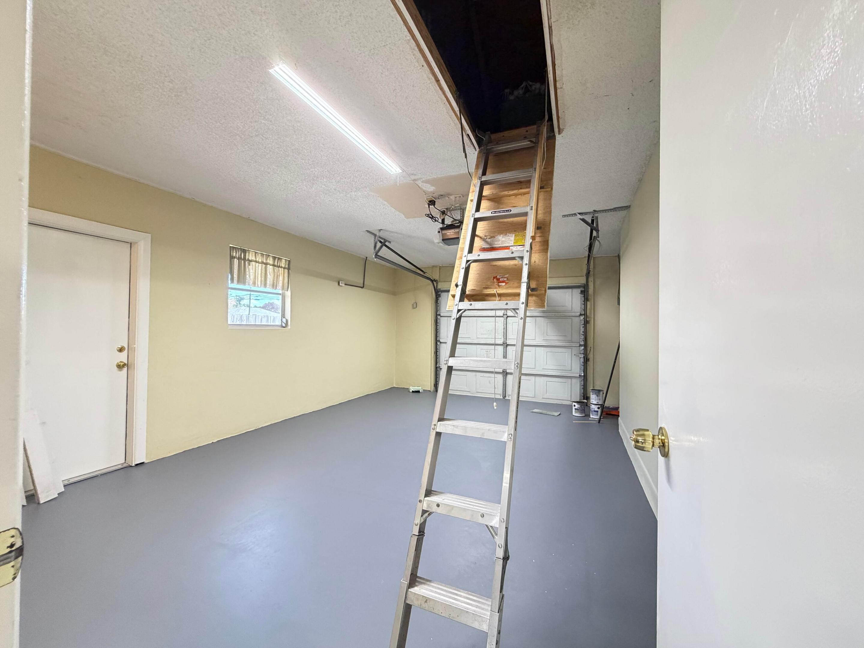 RIVER PARK UNIT 4 - Residential