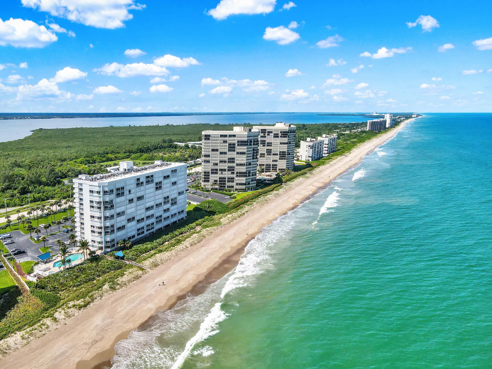 9600 S OCEAN Drive 303