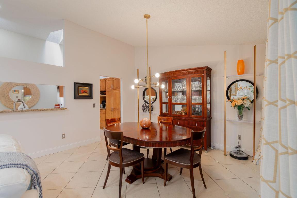 VILLAGE WALK - Residential