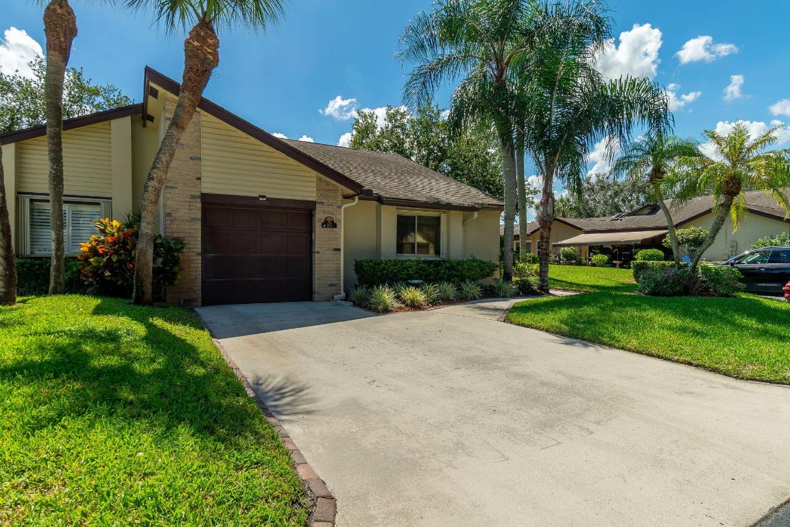 VILLAGE WALK - Residential