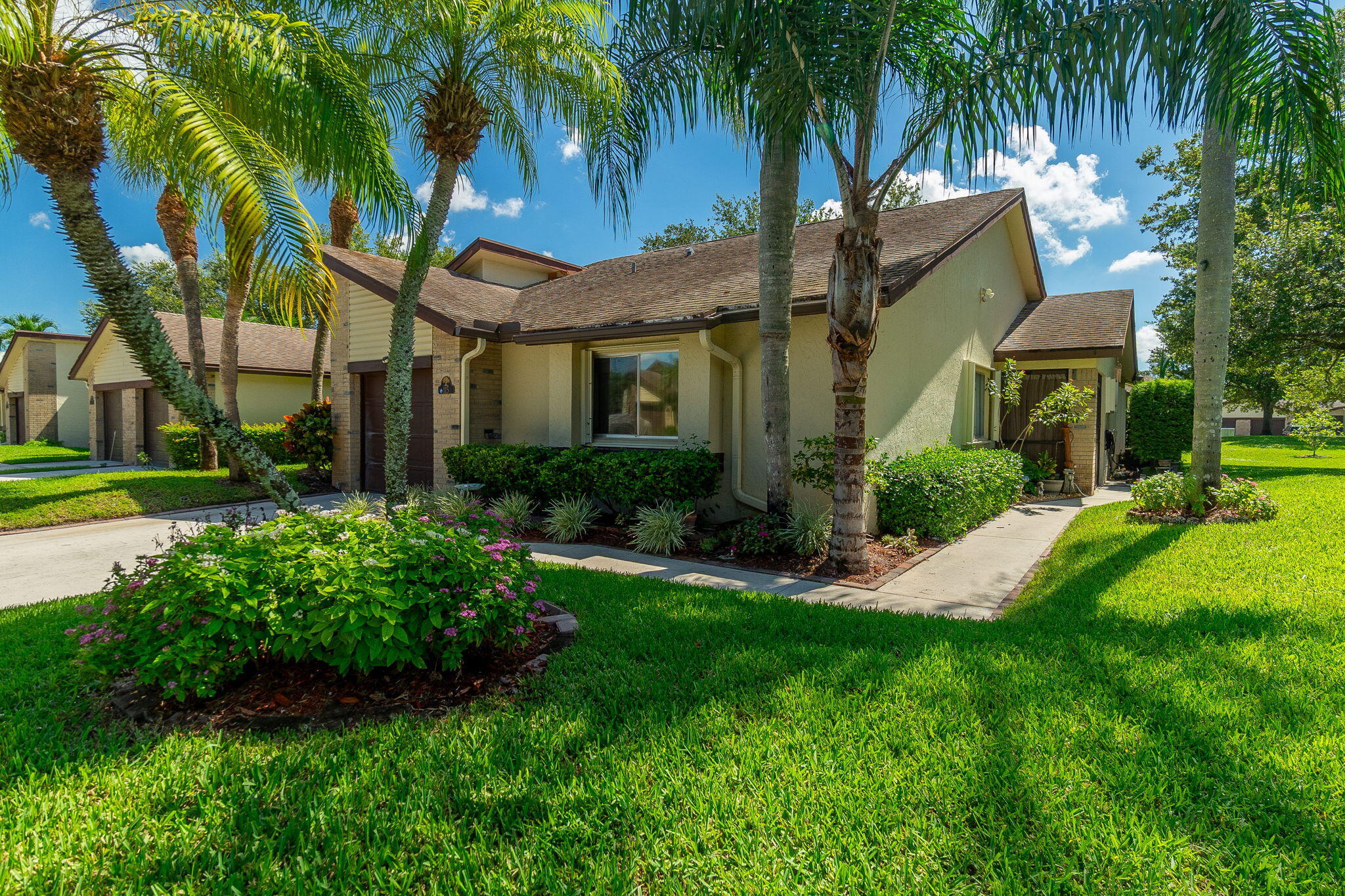 VILLAGE WALK - Residential