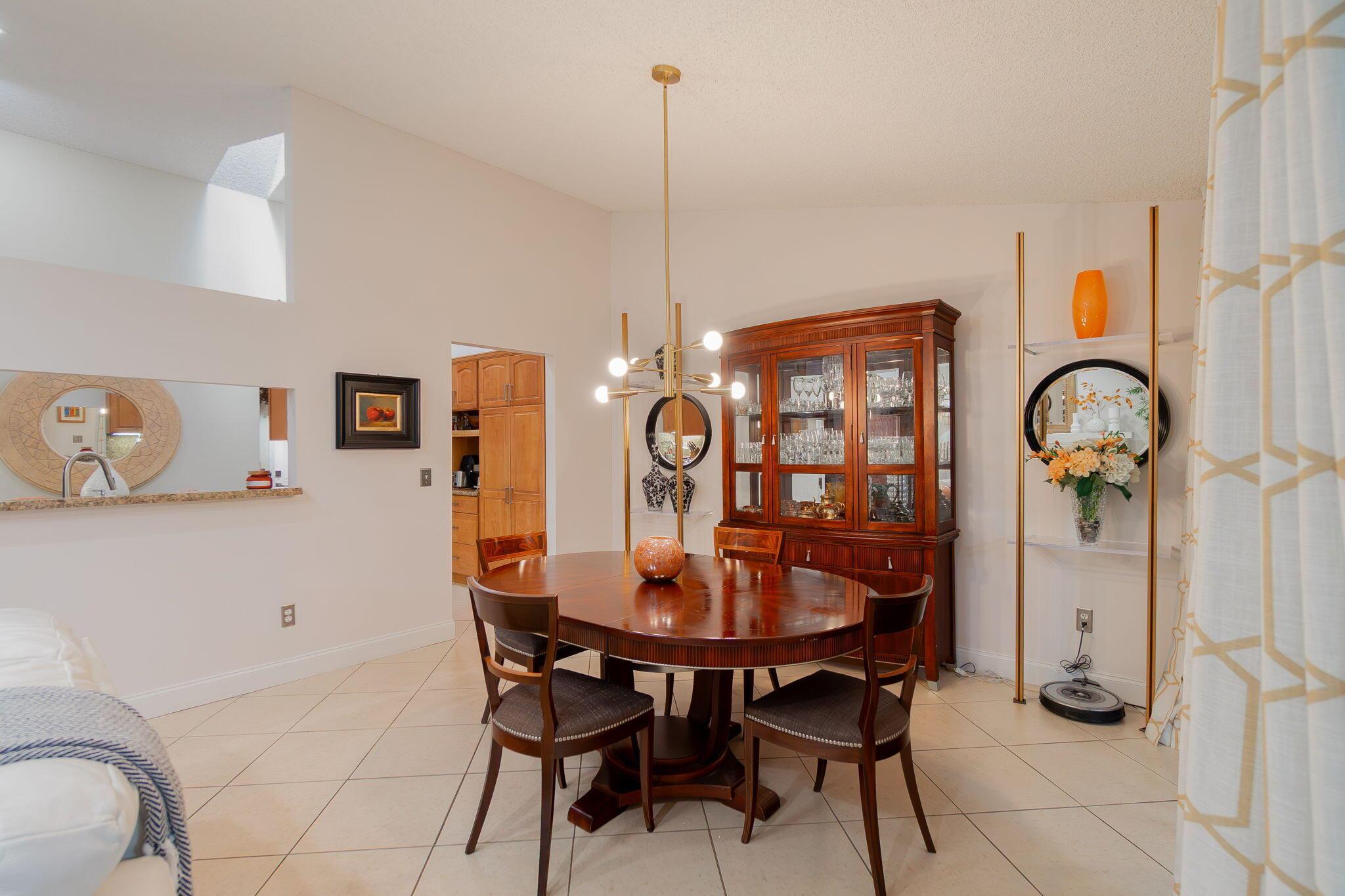 VILLAGE WALK - Residential