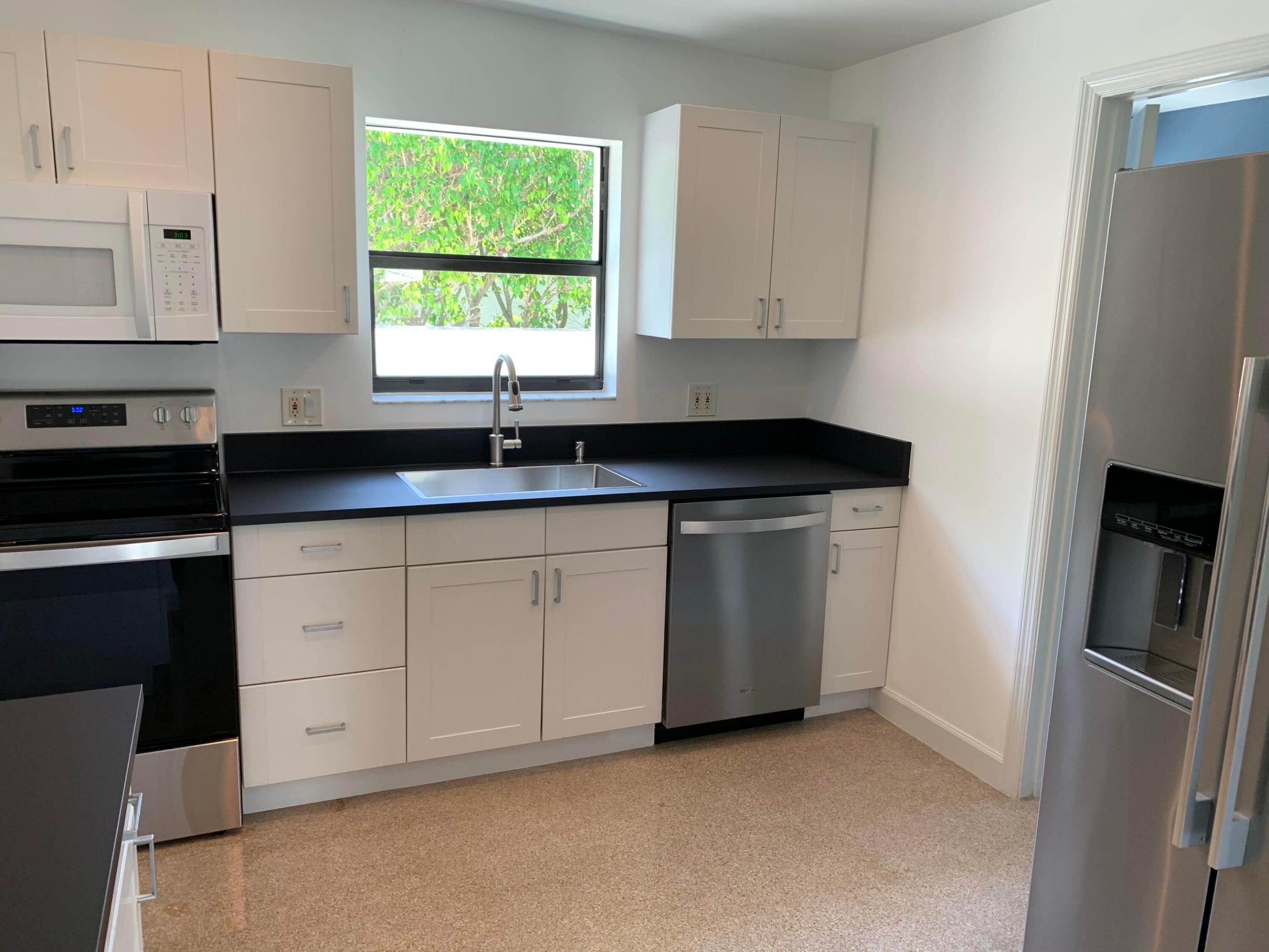 HILLSBORO SHORES SEC - Residential Lease