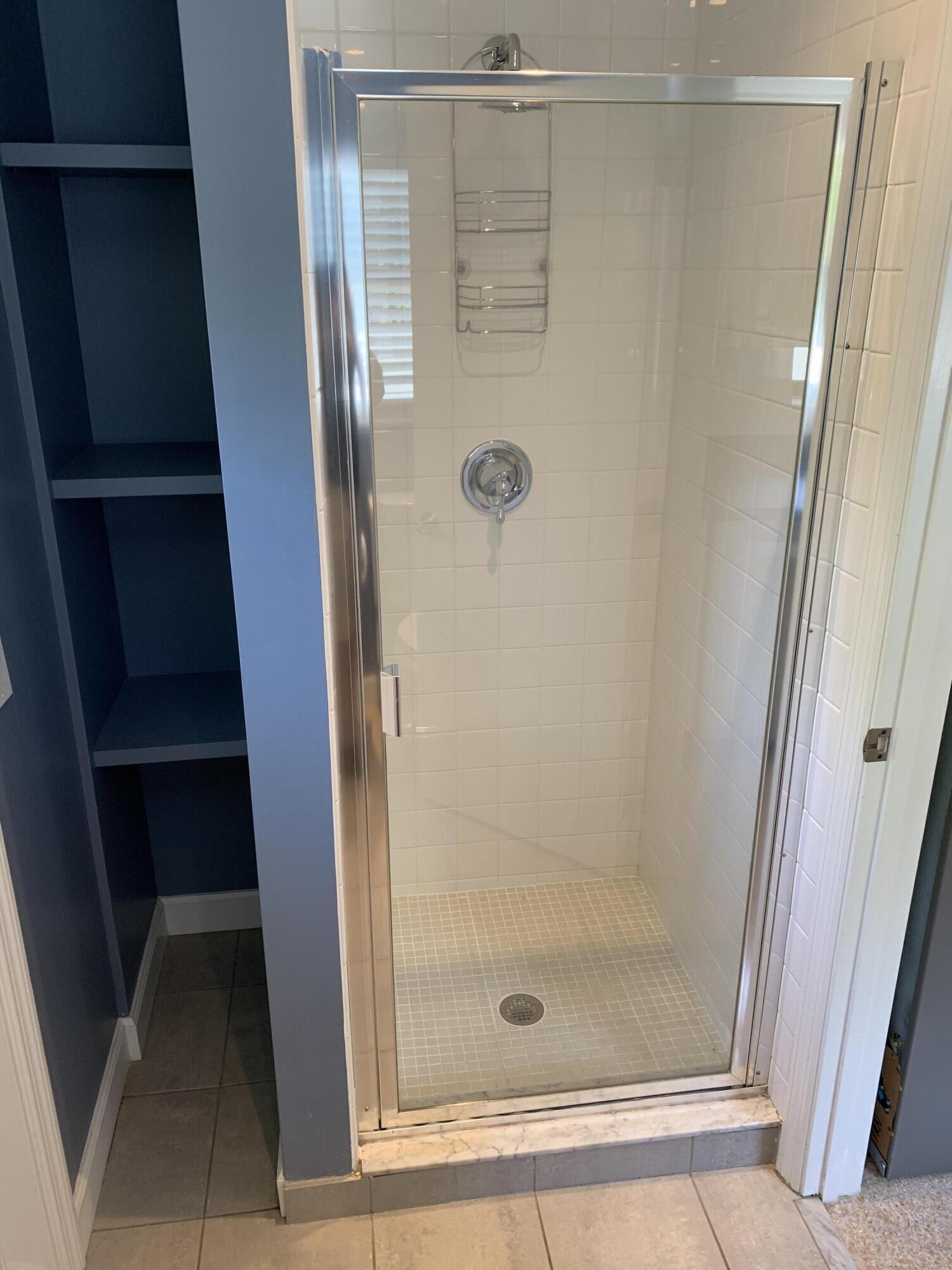 HILLSBORO SHORES SEC - Residential Lease