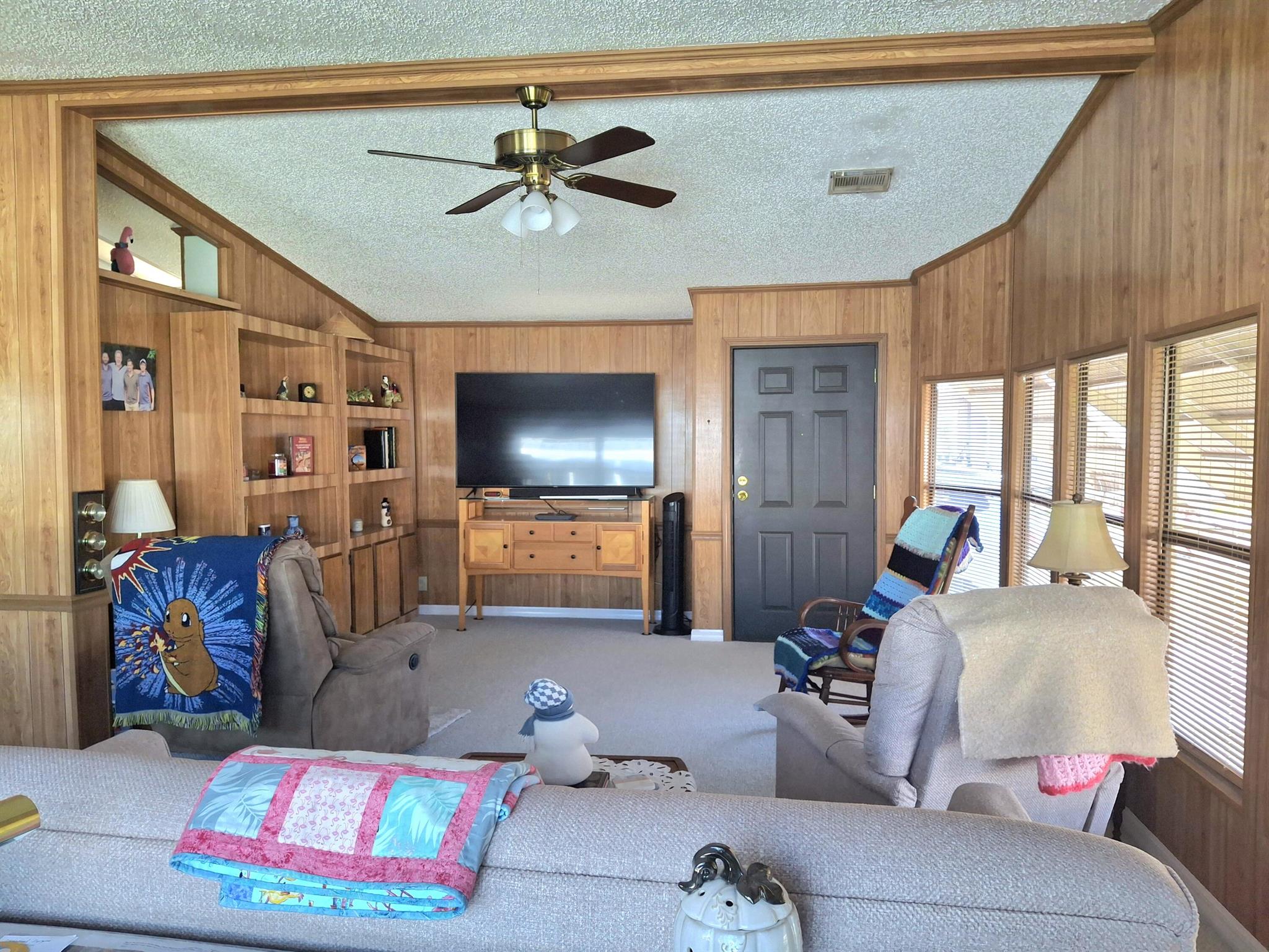 8165 Buckthorn Circle