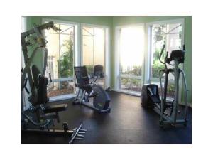 PALM LAKE CONDO - Residential Lease