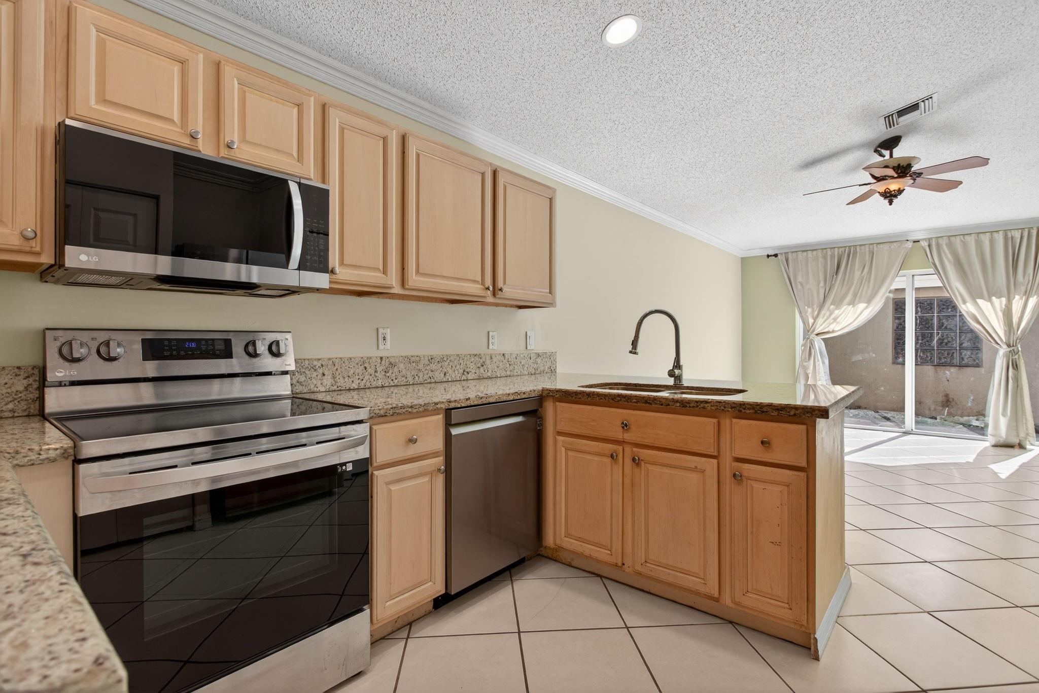 View photos, virtual tours, details... 4064 Crescent Creek Drive